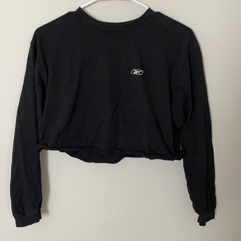 Vintage Black Cropped Long Sleeve